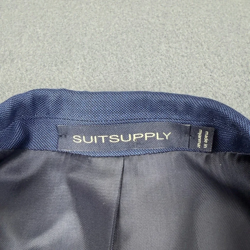 Suitsupply item good